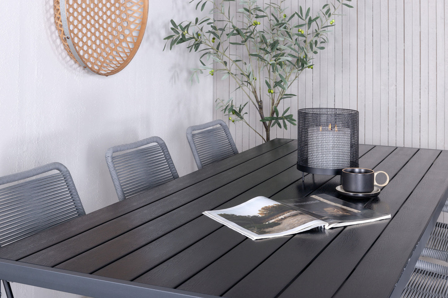 Venture Home Bront with 6 Lindos Dining Chairs