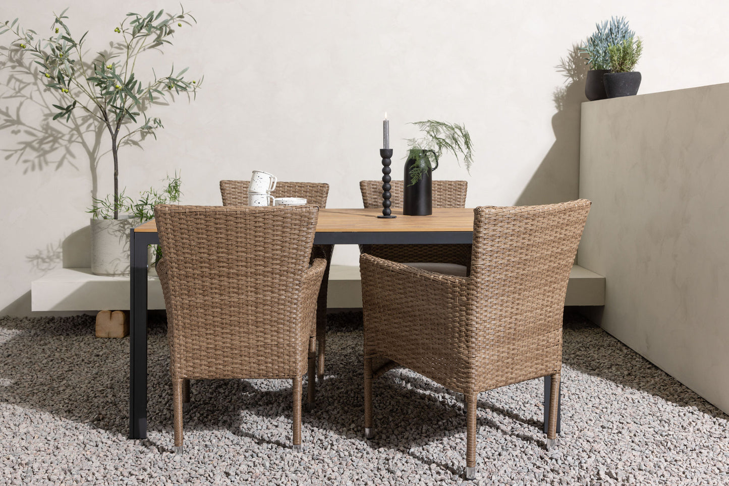 Venture Home Break Table with 4 Malina Chairs