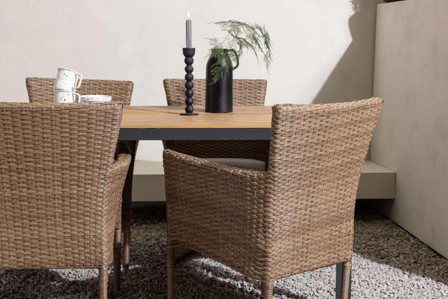 Venture Home Break Table with 4 Malina Chairs