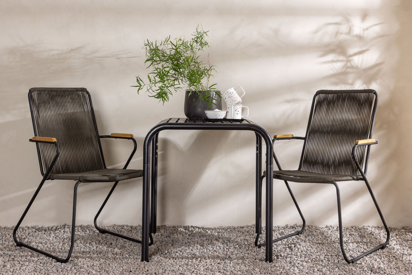 Venture Home Borneo Table with 2 Bois Chairs