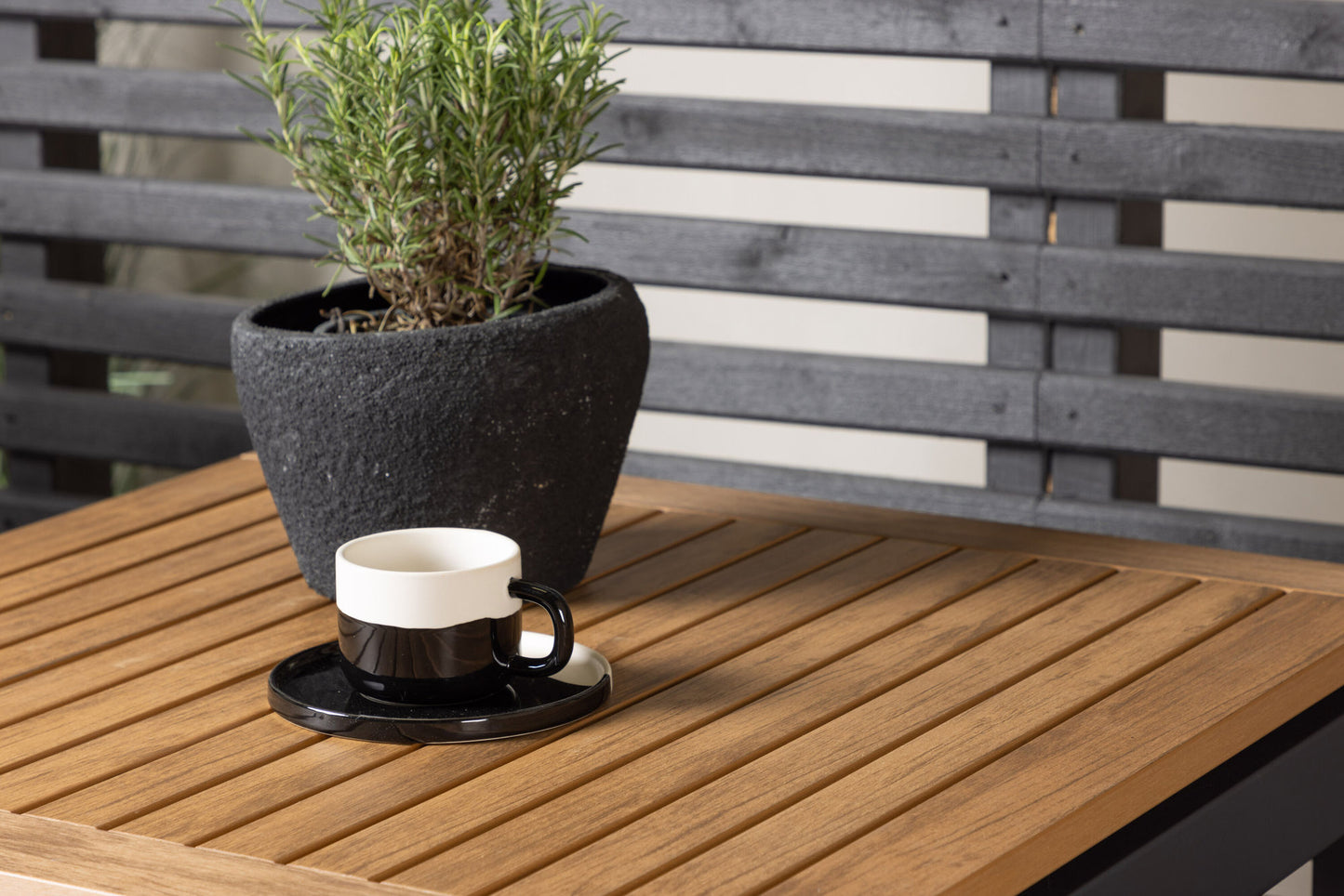 Venture Home Diego Table with 2 Bois Chairs