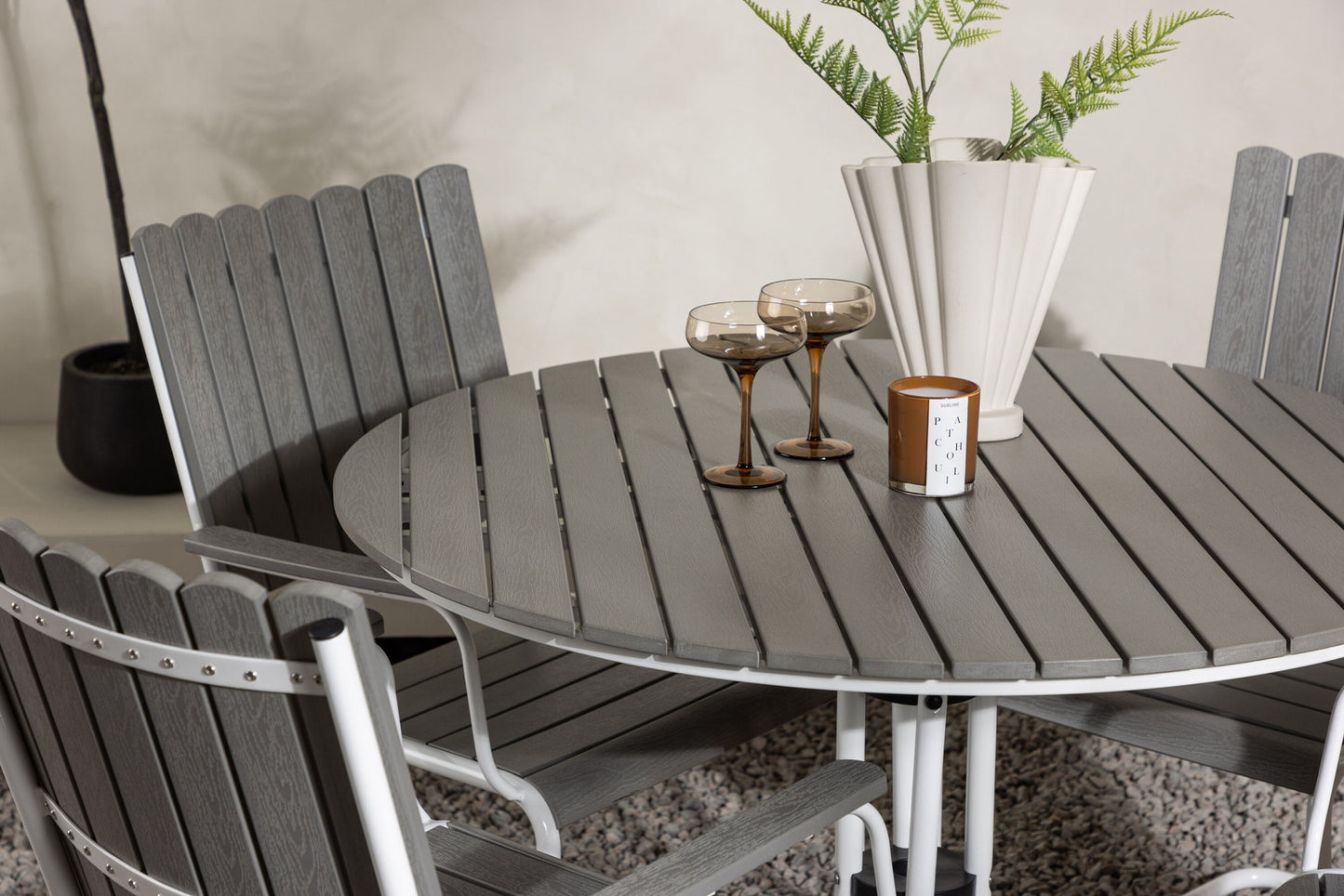 Venture Home Holmsund Dining Set - White / Gray Aintwood