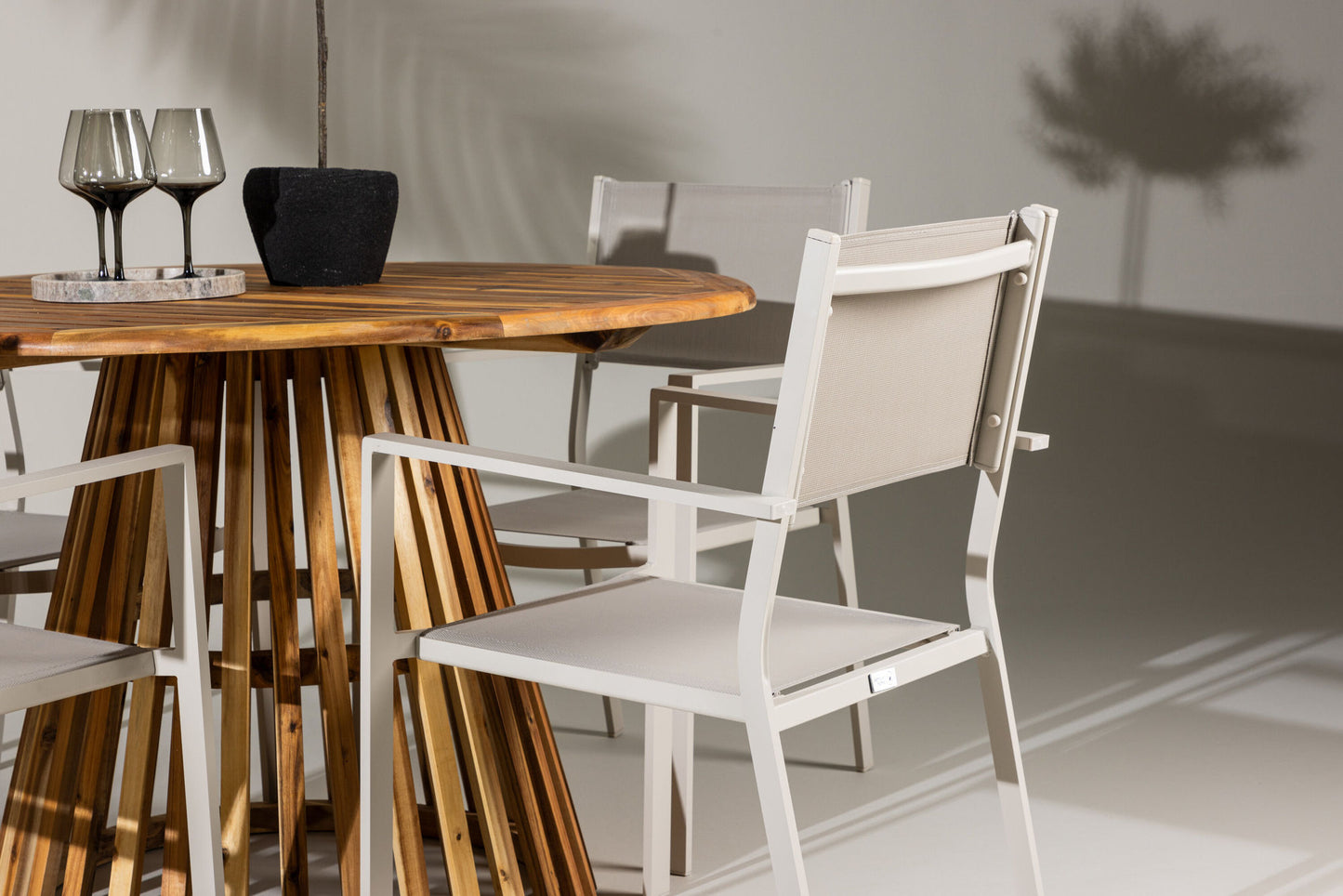 Venture Home Lumpur With 4 Copacabana Chairs