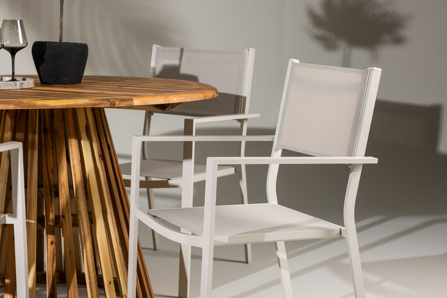 Venture Home Lumpur With 4 Copacabana Chairs