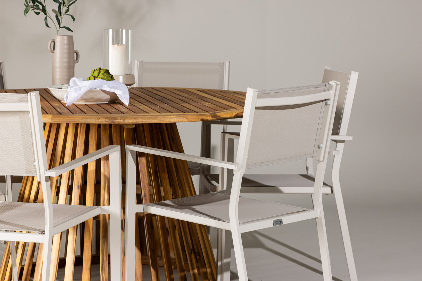 Tucumán with 6 Copacabana Chairs