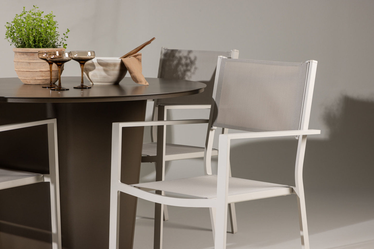 Santa Fe with 4 Copacabana Chairs