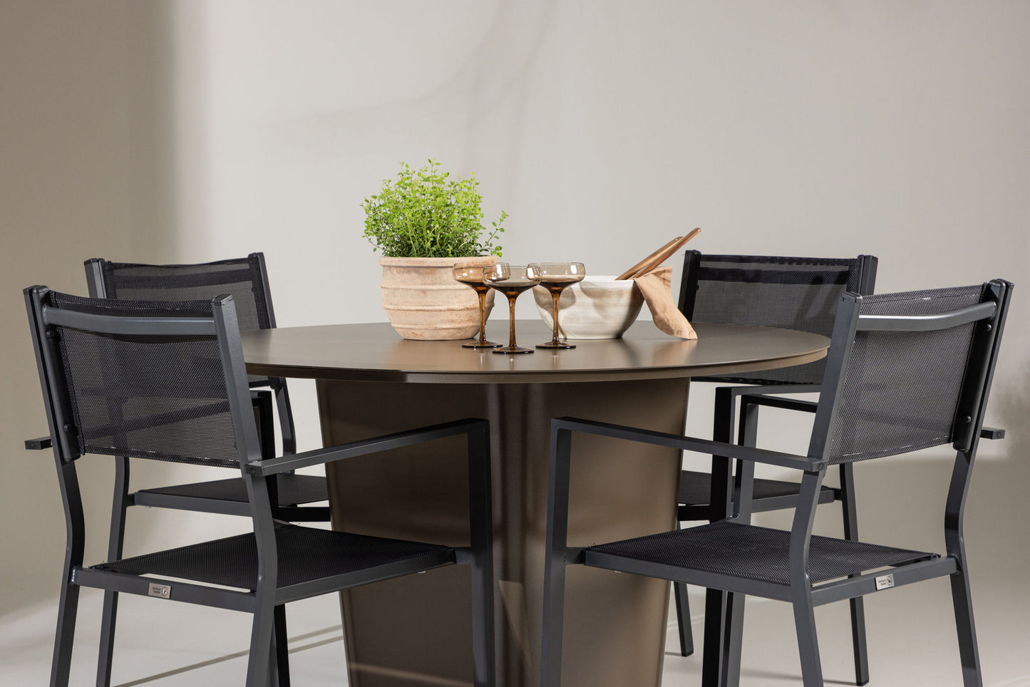 Santa Fe with 4 Copacabana Chairs
