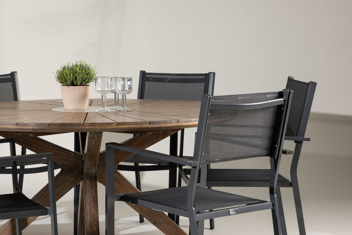 Venture Home Rosario With 6 Copacabana Chairs