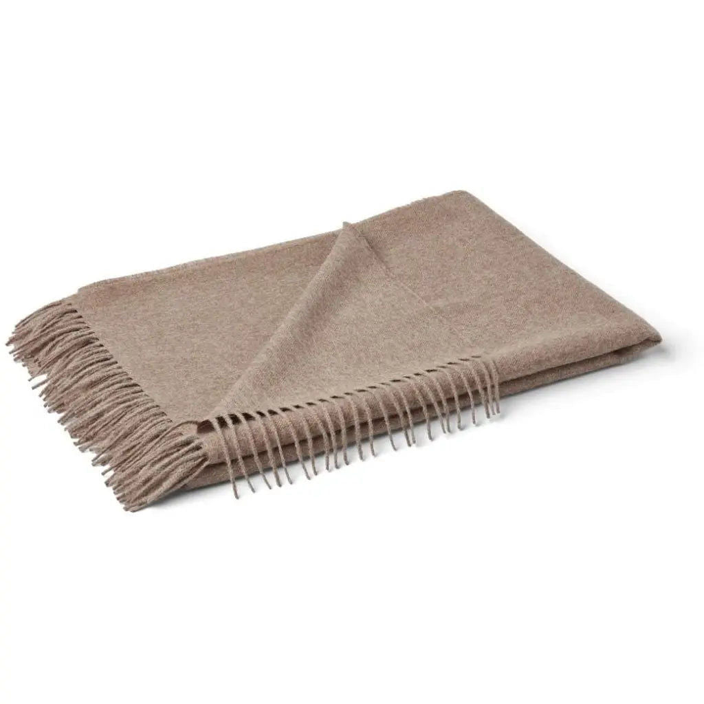 NC Interior Amanda blanket
