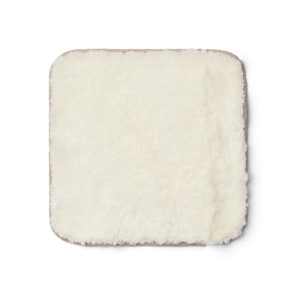 NC | Interior Seat cushion made of leftover sheepskin | 35x35 cm | Short haired
