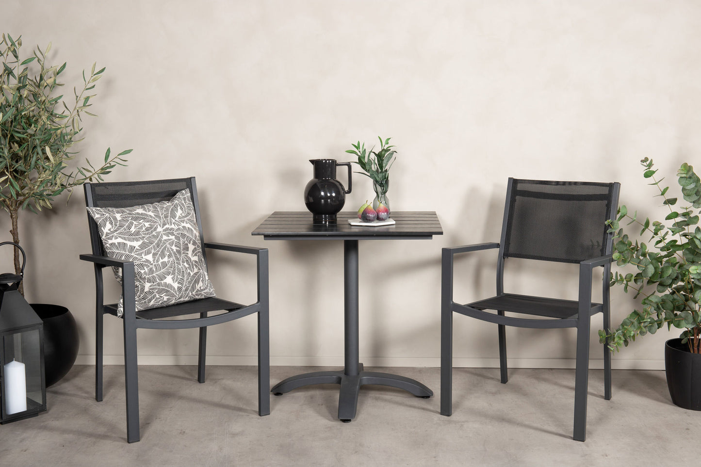 Venture Home Colorado Coffee Table With 2 Copacabana Chairs