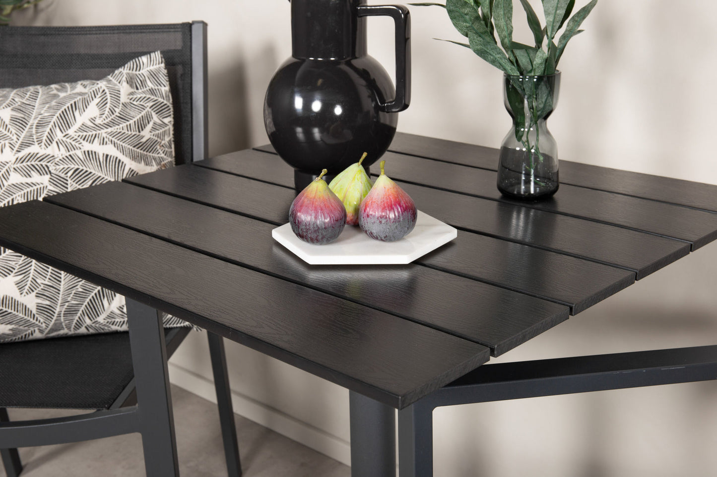 Venture Home Colorado Coffee Table With 2 Copacabana Chairs