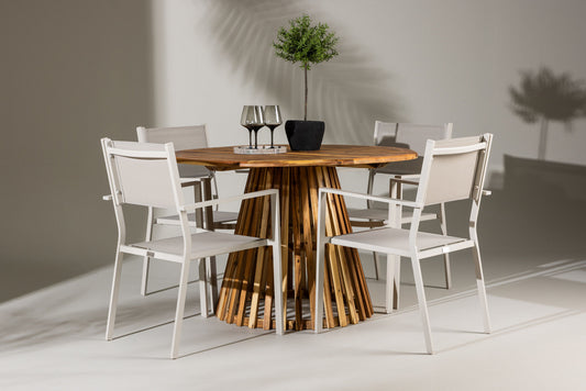 Venture Home Lumpur With 4 Copacabana Chairs