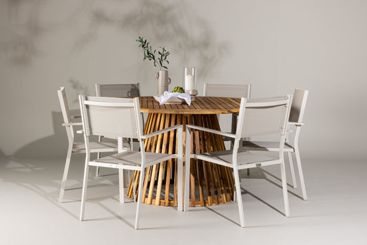 Tucumán with 6 Copacabana Chairs