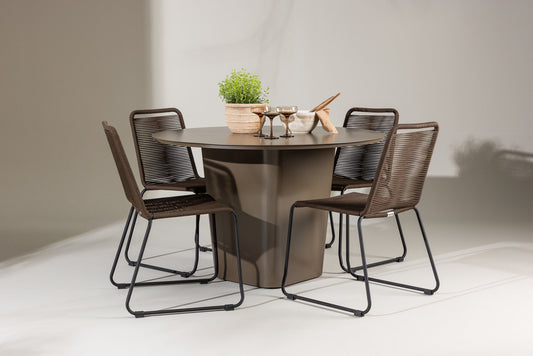 Venture Home Santa Fe with 4 Lindos Chairs