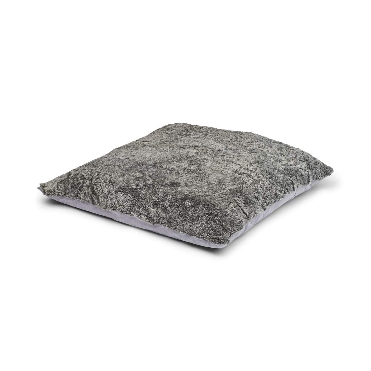 NC | Interior Maxi Float Sheepskin Cushion | New Zealand | Short bangs | 90x90 cm | Unilateral