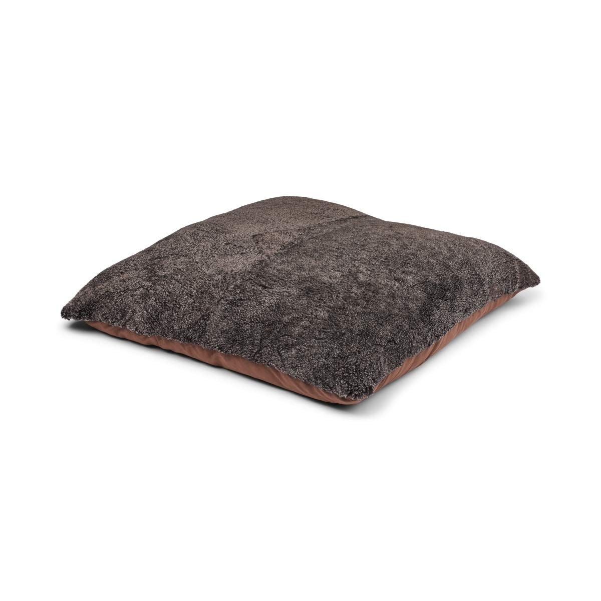 NC | Interior Maxi Float Sheepskin Cushion | New Zealand | Short bangs | 90x90 cm | Unilateral