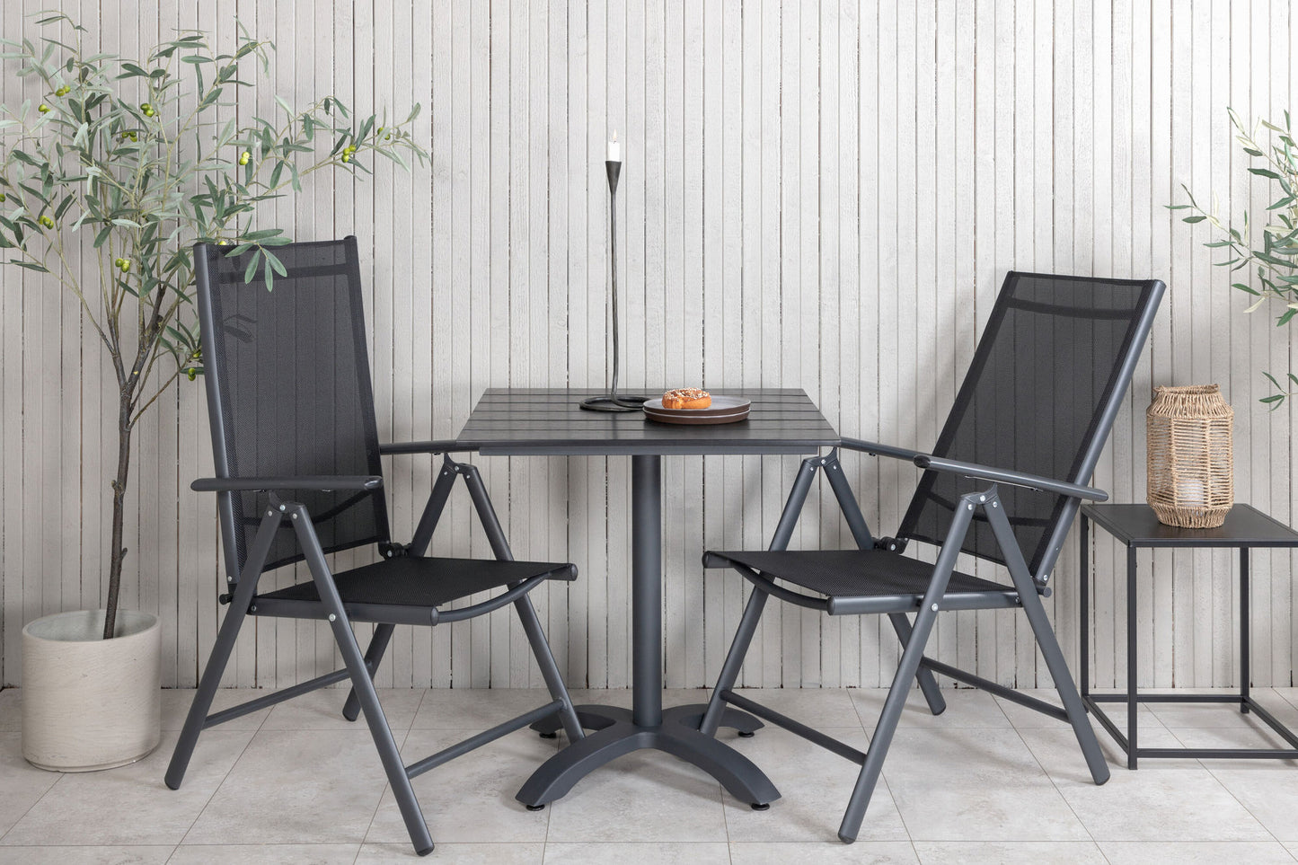 Venture Home Colorado Cafe Table with 2 Bront Chairs